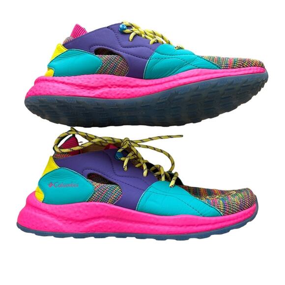 Columbia - Atmos x Columbia SH/FT OutDry Mid Sneakers in Pink Blue & Yellow